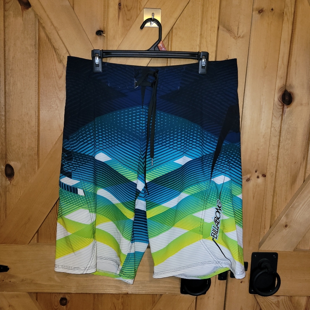 BILLABONG Recycler Swim Shorts Mens Size 34  Board Shorts